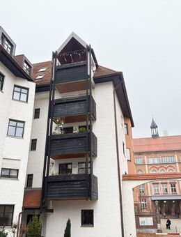 Renovierungsbedürftige 3-Zimmer-Wohnung in Augsburg - direkt beim Vincentinum - Augsburg