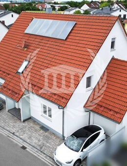 Raumwunder in Neutraubling - Modernes Einfamilienhaus mit Einliegerwohnung und Westterrasse! - Neutraubling