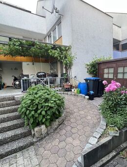 Modernes und gepflegtes Reihenmittelhaus - Göppingen