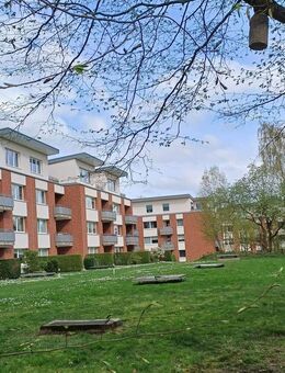 Dachgeschoss Wohnung *Baujahr 2014* - Hamburg