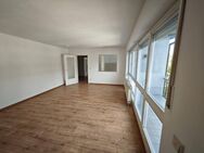 aktuell leerstehend // 3- Zimmer ETW mit Balkon und TG-Stellplatz // - Leipzig