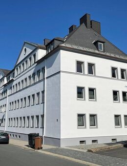 Großzügig geschnittene 2 Zimmer Wohnung in Hof ab 01.09.2025 - Hof