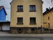 Haus in Flacht 6 km nahe Limburg mit Scheune und Garten - Flacht