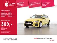 Audi A3, Sportback 40 TFSI quattro S line, Jahr 2023 - Regen