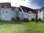 * Hochwertige 3-Zimmer-Wohnung im 1.OG mit Einbauküche u. TG-Stellplatz * - Laupheim