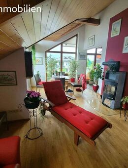 Gepflegte helle 3-Zimmer DG-Wohnung im Landhausstil, mit Garten, Balkon,Garage, in begehrter Lage in Fischingen - Fischingen