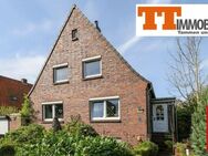 TT bietet an: Hübsches Einfamilienhaus mit traumhaftem Garten im Villenviertel in Wilhelmshaven! - Wilhelmshaven