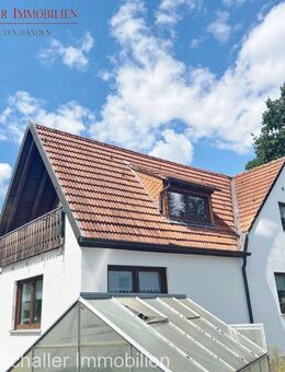 Großzügiges Einfamilien/- Mehrgenerationen/- 2 Familienhaus in begehrter Lage von Fürth-Oberfürberg - Fürth