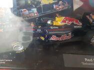 carrera Auto von red bull - Poing