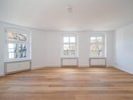 Direkt am wunderschönen Zionskirchplatz: 106 m² große Altbauwohnung mit moderner Ausstattung - Berlin
