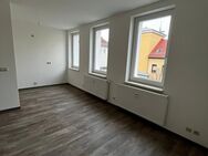 Frisch modernisierte, helle 3-Raum-Wohnung in Apolda - Apolda