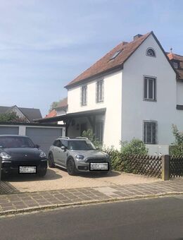 Doppelhaushälfte mit großzügigem Bungalow-Anbau - Schwaig (Nürnberg)