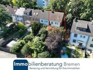 Reihenendhaus mit ausgebautem Dachgeschoss auf großem Grundstück - Bremen