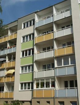 Wohnen in toller Lage "Zeitz-Ost" - 3-Raum-Wohnung mit Balkon im 4. OG - Zeitz