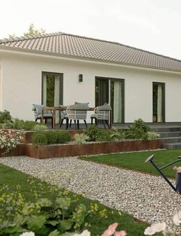 Elegant, massiv und sicher - Leben auf einer Ebene in Borkheide (inklusive Grundstück) - Borkheide