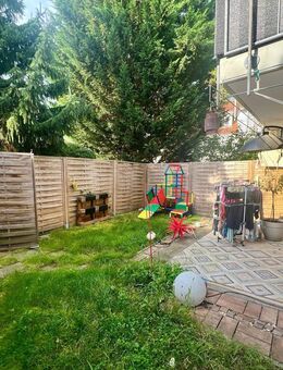 Erstklassige Erdgeschosswohnung mit großem Gartenanteil in ruhiger Lage - Hohen Neuendorf