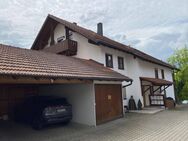 Schöne 2-Zimmer-Dachgeschosswohnung mit Balkon in zentraler Lage von Isen! - Isen