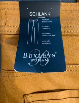 Tolle neue Hosen zu tauschen gegen Knäckebrot - Mönchengladbach
