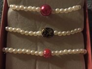 Verschiedene Armbänder Perlen - Herne
