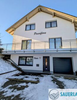 Großes freistehendes Ferienhaus in der Nähe von Winterberg mit Einliegerwohnung und Feriengenehmigung in Medebach-Küstelberg - Medebach (Hansestadt)