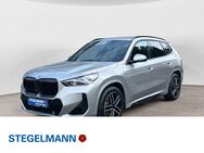 BMW X1, 23i xDrive M Sport, Jahr 2023 - Detmold