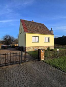 Charmantes Einfamilienhaus mit Schloßblick sucht neue Eigentümer! - Gommern