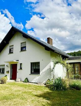 Ein Zuhause zum Wohlfühlen - Freistehendes Einfamilienhaus mit viel Platz für die Familie - Lügde (Stadt der Osterräder)