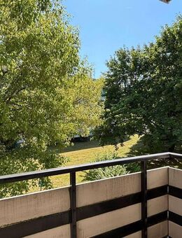 Ruhige 2,5-Zimmer-Wohnung mit Balkon ! 1 Monat KALTMIETFREI! - Essen