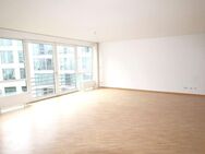 Bezugsfreies Apartment im 3. OG mit TG-Stellplatz u. EBK, Innenhoflage, Energieeff.klasse: A - Berlin