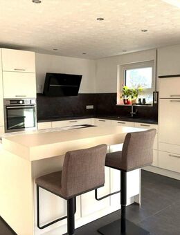 Großzügige lichtdurchflutete 3-Zimmer ETW, weiterer Wohnraum vorbereitet - Vellberg