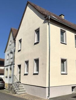 Einfamilienhaus mit kleinem Nebengebäude ++ sofort verfügbar - Tauberrettersheim