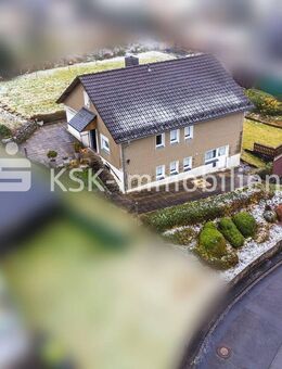 Kleines Haus mit Doppelgarage in guter Lage! - Reichshof