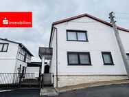 ***Mehrgenerationenhaus mit großem Grundstück, Scheune und Garagen in Heyda*** - Ilmenau