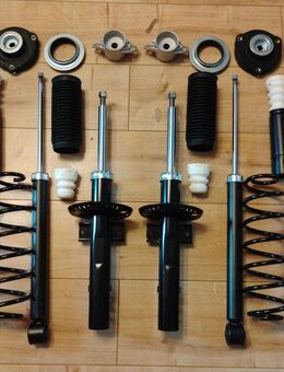 Fahrwerk Serienfahrwerk VW Polo 9N 9N3 Federn Stoßdämpfer Domlager Staubschutz neu - Großbeeren