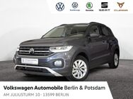 VW T-Cross, 1.0 TSI Life OPF (EURO 6d), Jahr 2022 - Berlin