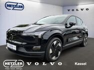 Volvo EX30, Ultra AWD Performance Pure Electric Twin, Jahr 2023 - Kassel