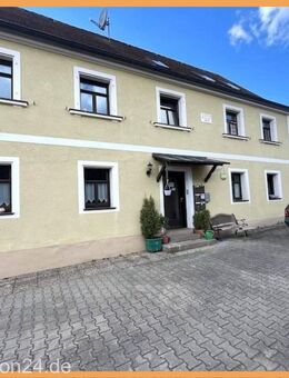 Historischer Charme trifft auf rentable Kapitalanlage - Bauernhof mit 5 vermieteten Wohneinheiten - Nürnberg