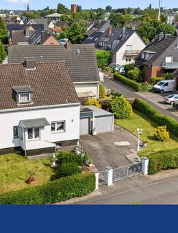 Freistehendes, charmantes 2-Familienhaus in attraktiver Lage - Düsseldorf