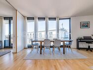 Große, möblierte 3 Zimmer Wohnung mitten in der City in Hamburg-Neustadt mit Balkon und Loggia - Hamburg