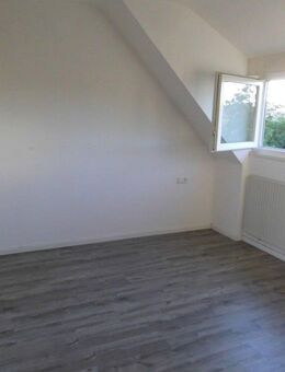 2 Zimmer Wohnung - Stuttgart