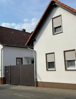 2 Häuser auf einem großen Grundstück....... - Sulzbach (Main)