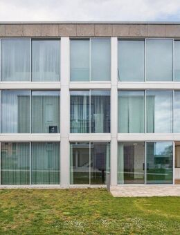 Modern und gehoben: Lichtdurchflutete 4-Zimmer-Eigentumswohnung mit Gartenanteil - Bad Nauheim