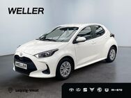 Toyota Yaris, 1.0 Comfort Spur Assistent, Jahr 2023 - Leipzig Alt-West