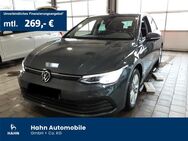 VW Golf, 1.5 TSI VIII Life, Jahr 2020 - Böblingen