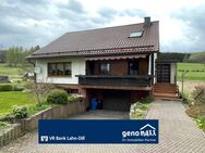 Gepflegtes Wohnhaus mit ausgebautem Dachgeschoss - Dietzhölztal