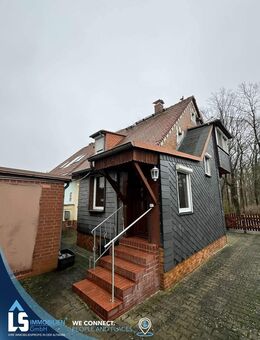 Einfamilienhaus im außergewöhnlichen Stil nahe der Elbe - Sandau (Elbe)