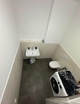 Möbliertes Zimmer zu vermieten - Berlin Marzahn-Hellersdorf