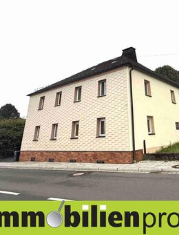 1381 - Helmbrechts: Einfamilienhaus mit Garten und Scheune - Helmbrechts