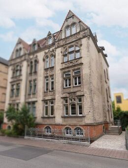 Energetisch modernisierte Dachgeschosswohnung hinter historischer Fassade mit Vesteblick! - Coburg
