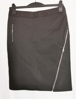 C&A Clockhouse Rock schwarz Gr. 38 silberne Zierreißverschlüsse - Recklinghausen